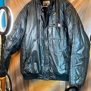 Vintage 80’s KentWorth‎ black shiny jacket Size XXL 54” chest  box W